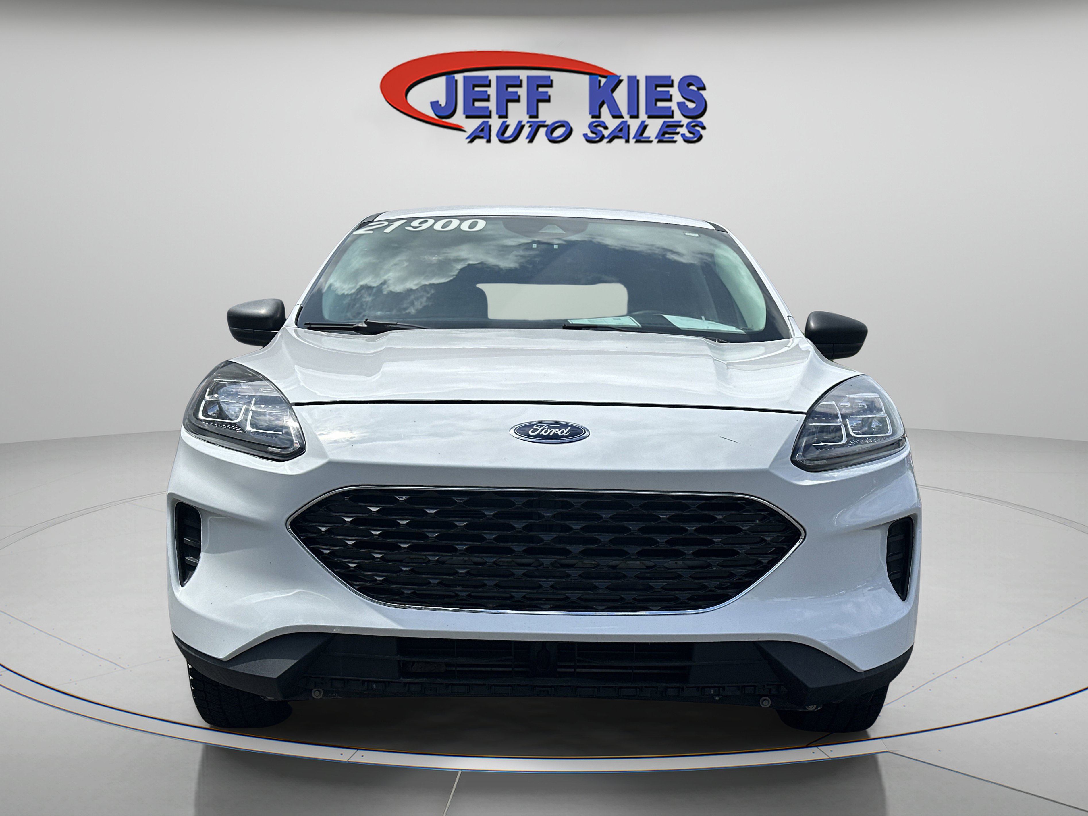 Used 2022 Ford Escape SE image 3