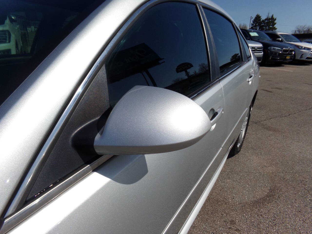 Used 2011 Chevrolet Impala LT w/ Luxury Edition Package image 30