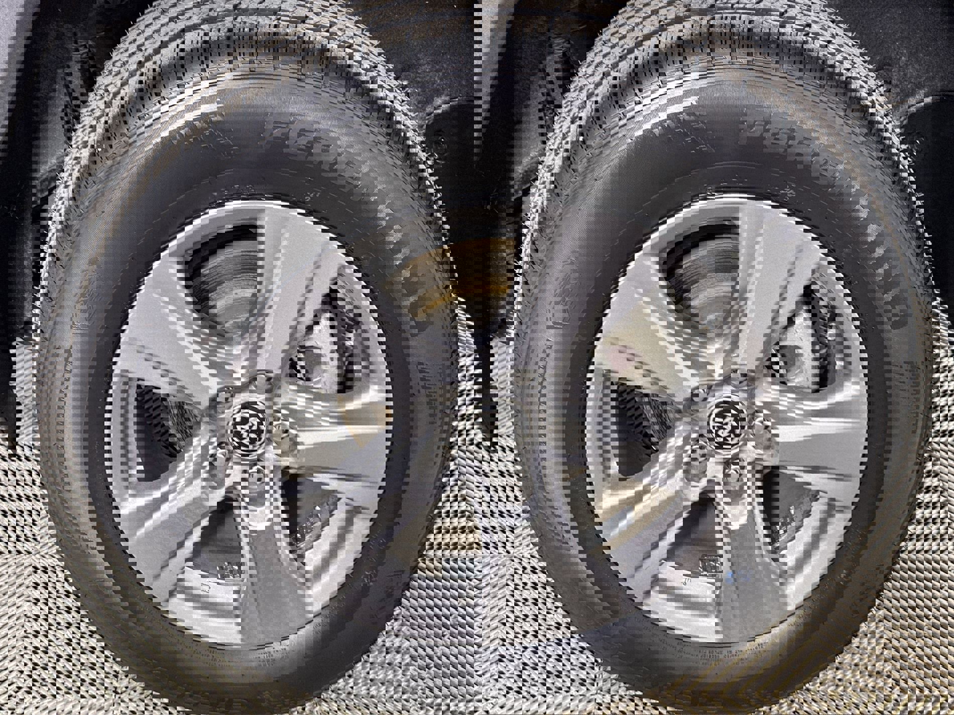 Used 2022 Toyota RAV4 XLE image 70