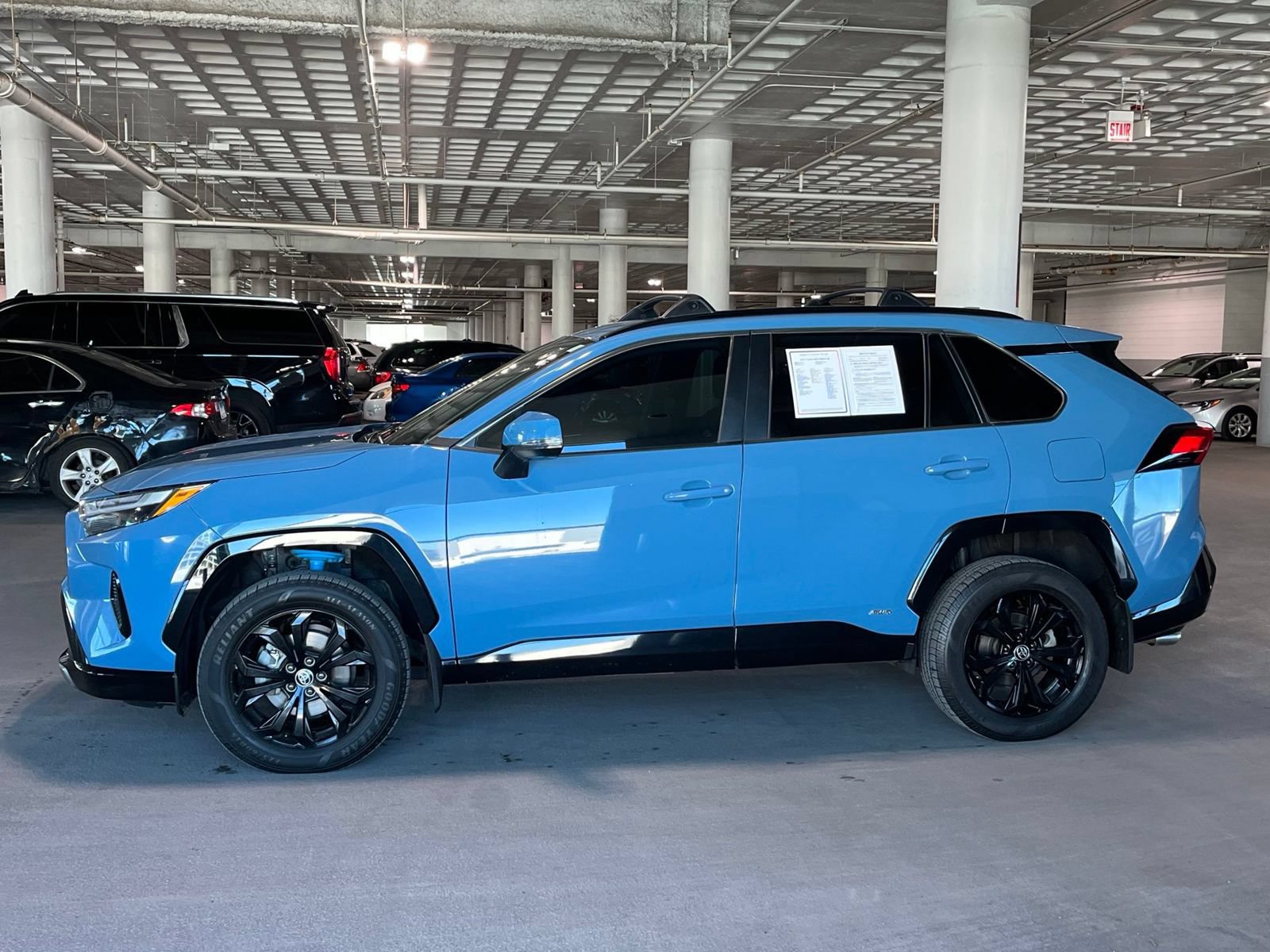 Used 2022 Toyota RAV4 SE AWD/4WD image 7