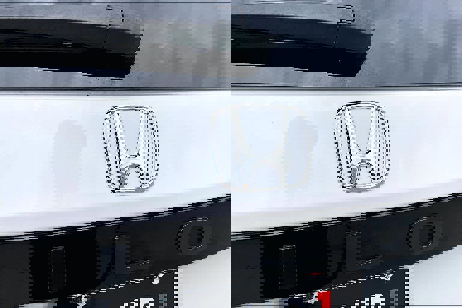 Used 2025 Honda Pilot Black Edition image 31