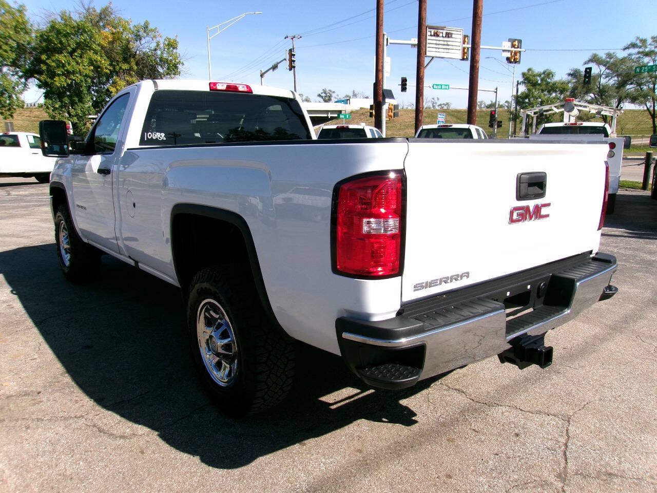 Used 2016 GMC Sierra 3500 4x4 Regular Cab w/ Sierra Convenience Package image 5