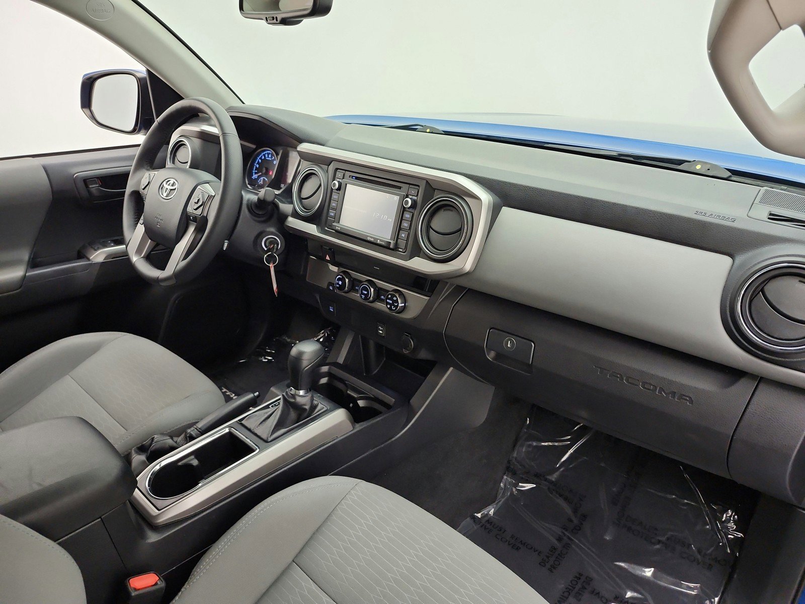 Used 2017 Toyota Tacoma SR5 w/ Tow Package RWD image 25