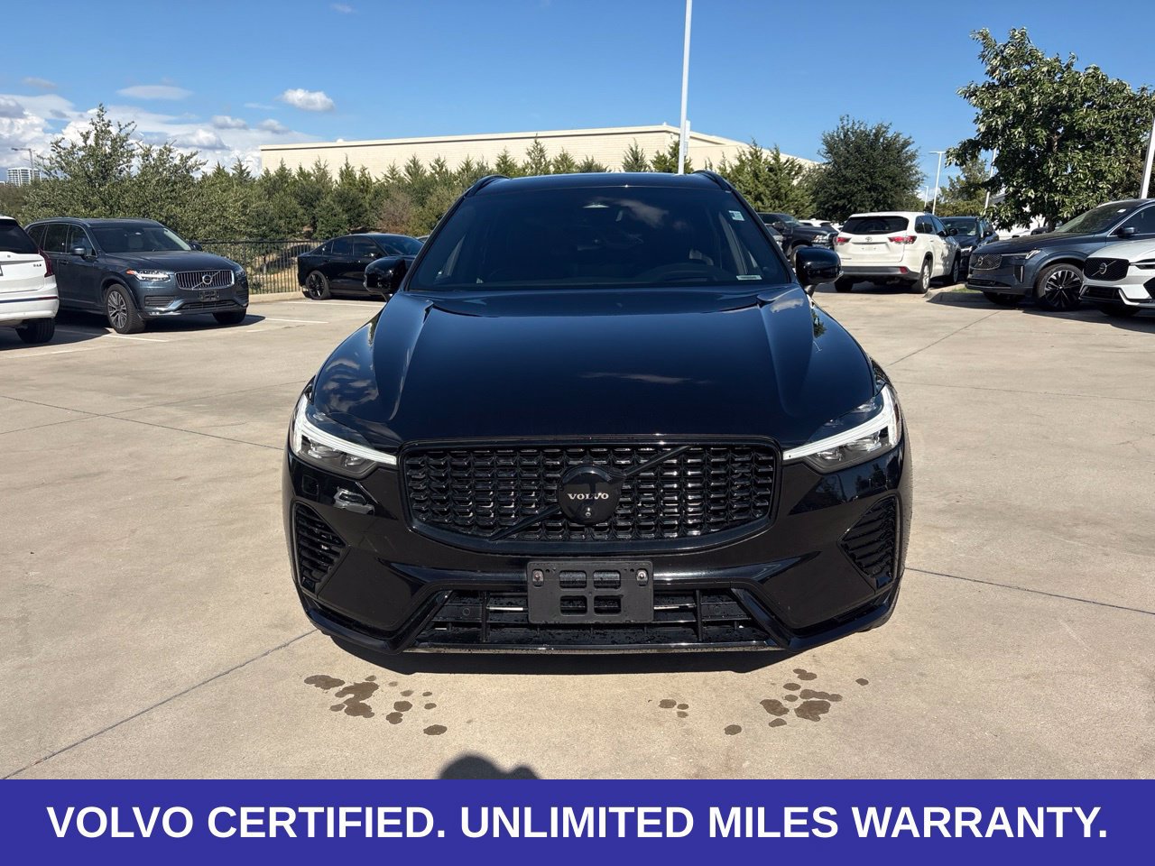 Certified 2025 Volvo XC60 T8 Ultra w/ Climate Package AWD/4WD image 2