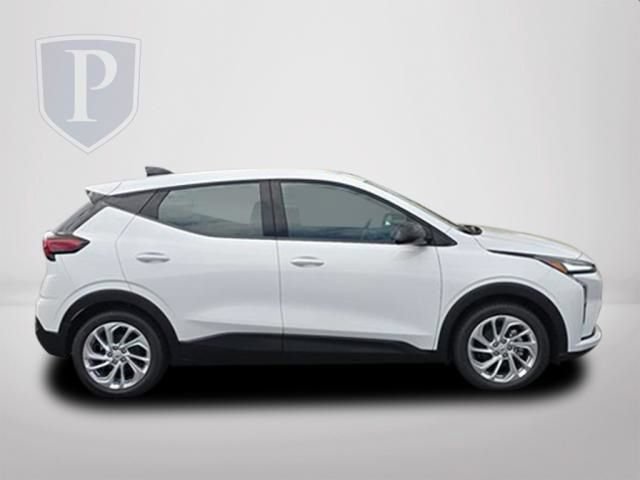 New 2027 Chevrolet Bolt LT FWD image 4