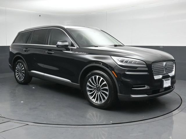 Certified 2023 Lincoln Aviator AWD w/ Premium Package image 1