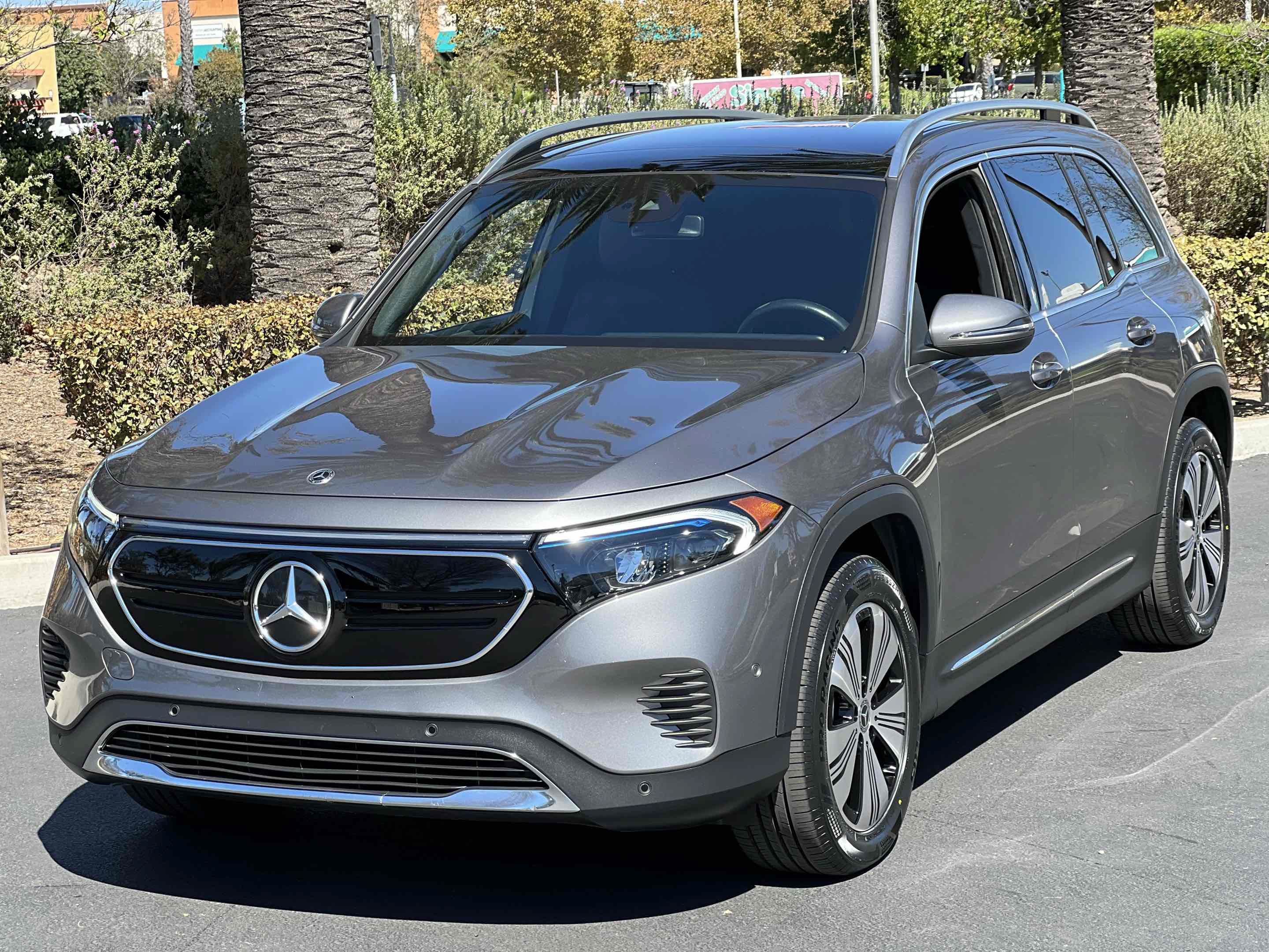 Used 2023 Mercedes-Benz EQB 300 4MATIC image 66