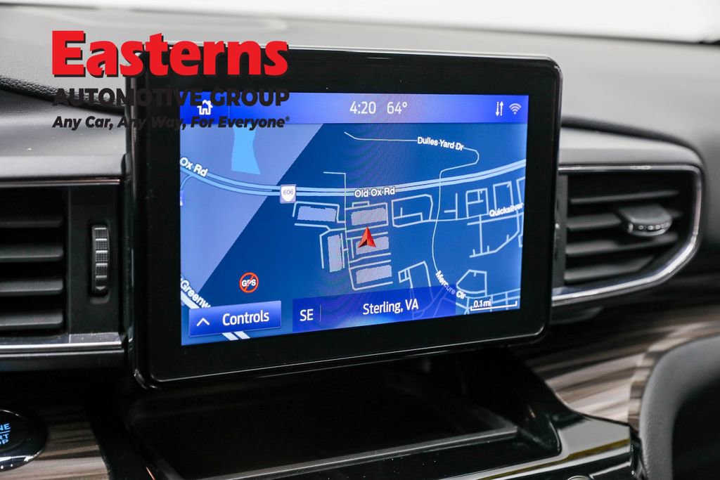Used 2023 Ford Explorer Limited AWD/4WD image 19