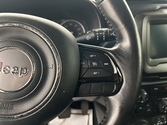 Used 2020 Jeep Renegade Altitude image 12