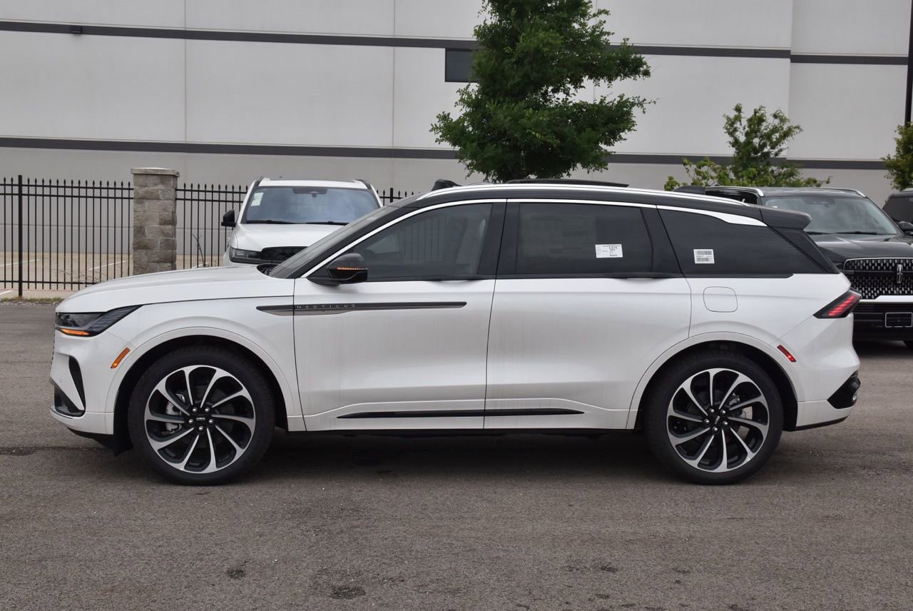 New 2026 Lincoln Nautilus Black Label AWD/4WD image 40