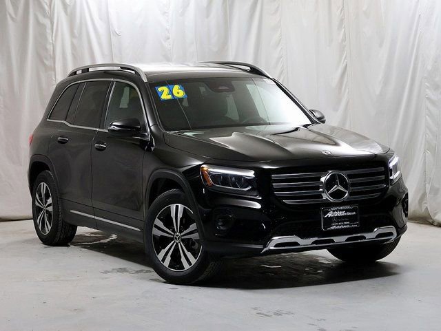 Certified 2026 Mercedes-Benz GLB 250 4MATIC image 1