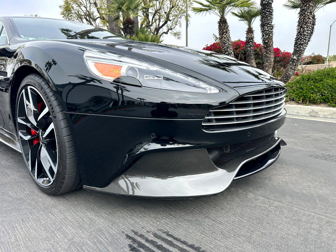Used 2016 Aston Martin Vanquish Coupe image 6