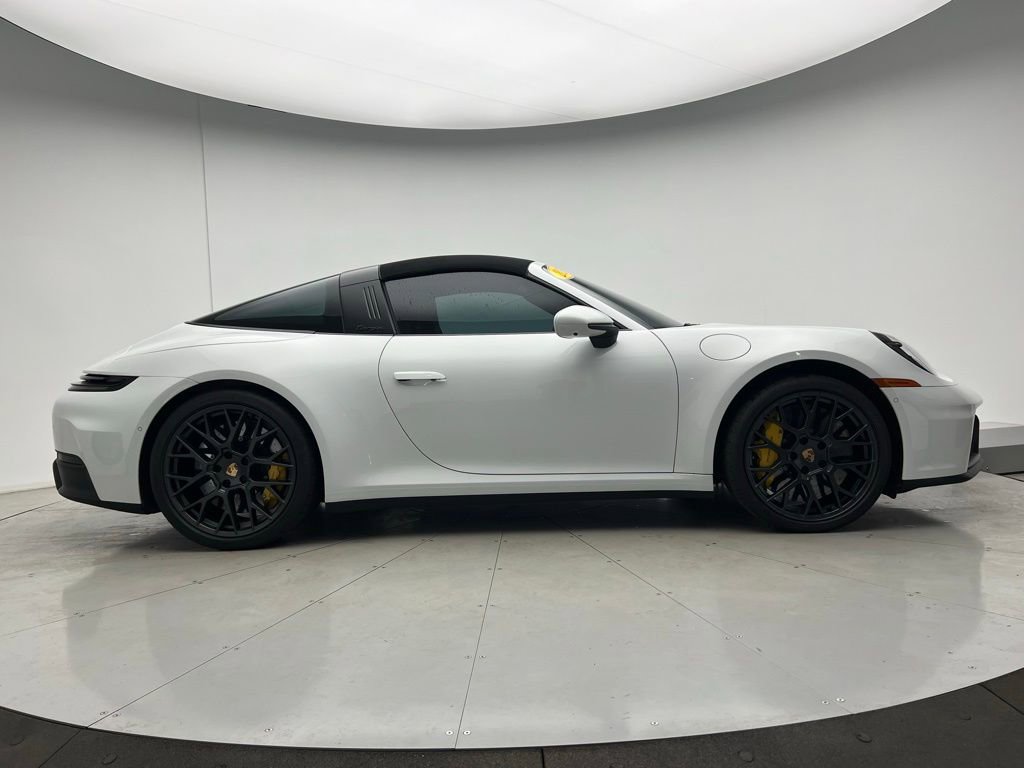 Used 2025 Porsche 911 Targa 4 GTS image 32