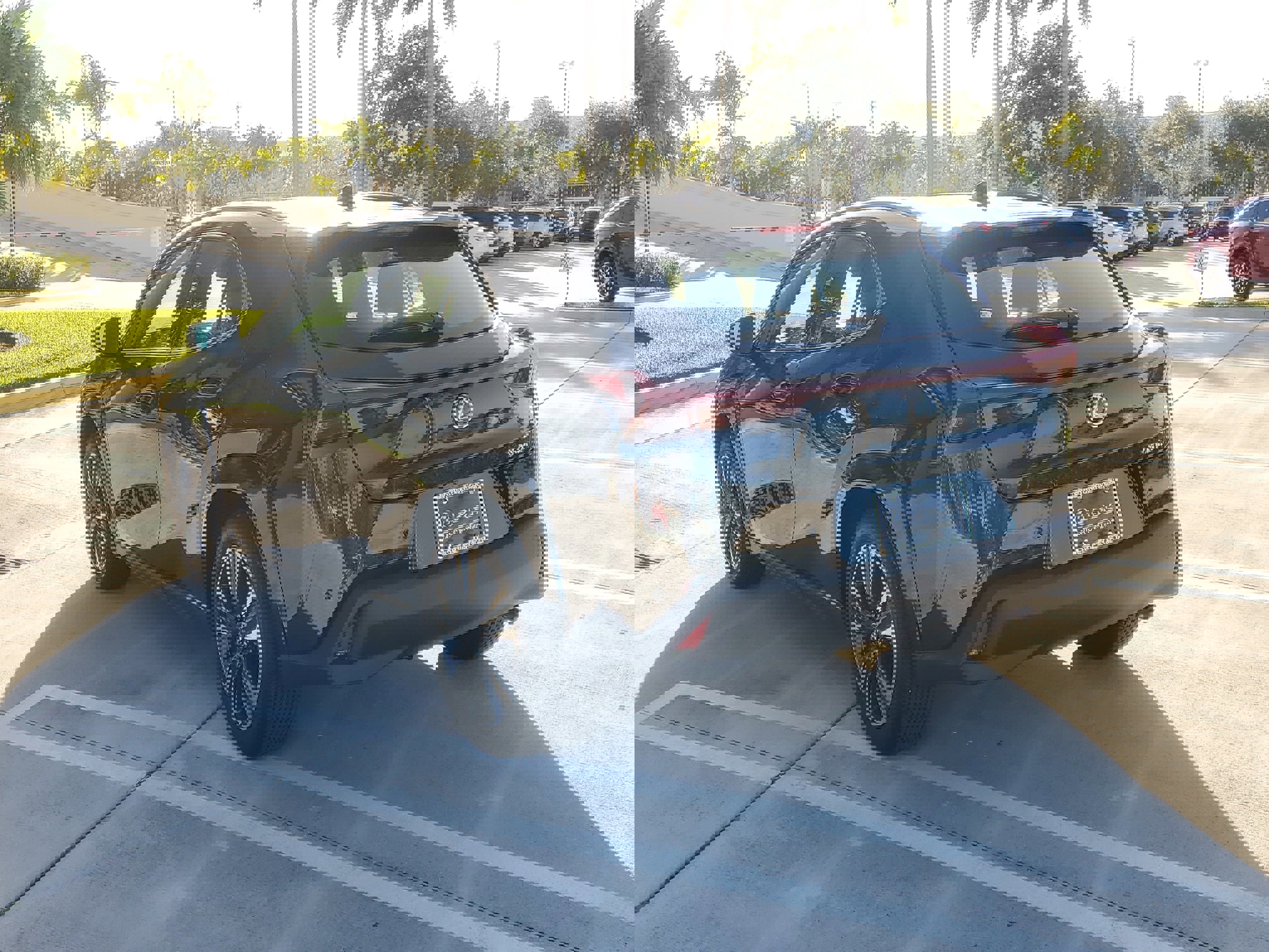 Used 2025 Lexus UX 300h FWD w/ Accessory Package (Z1) image 9