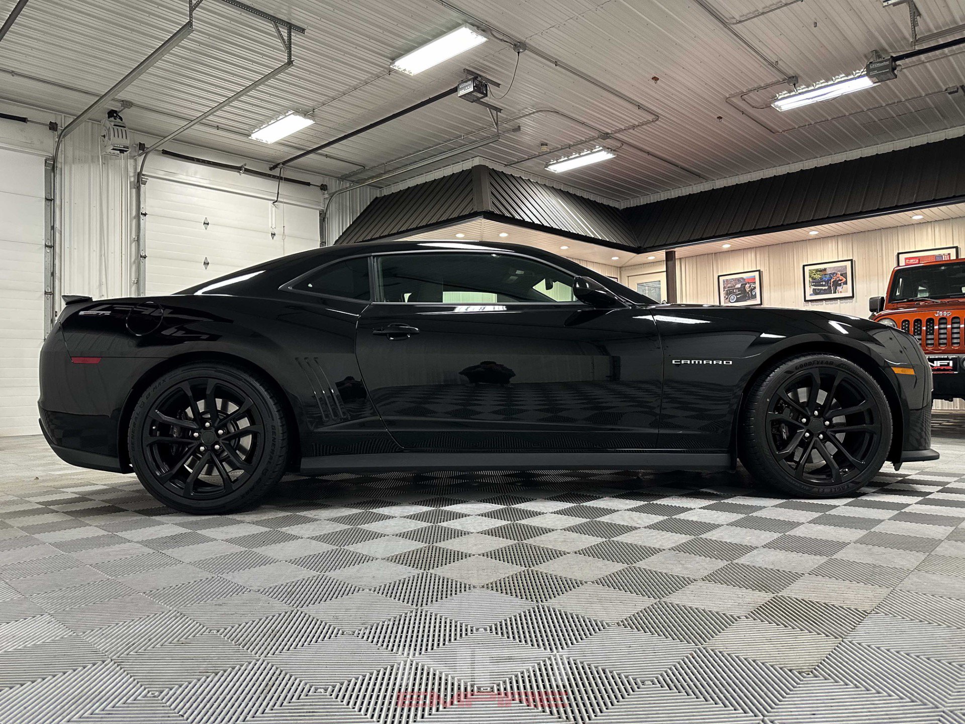 Used 2012 Chevrolet Camaro ZL1 RWD image 17