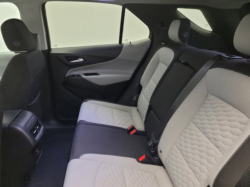 Used 2020 Chevrolet Equinox LT AWD/4WD image 18