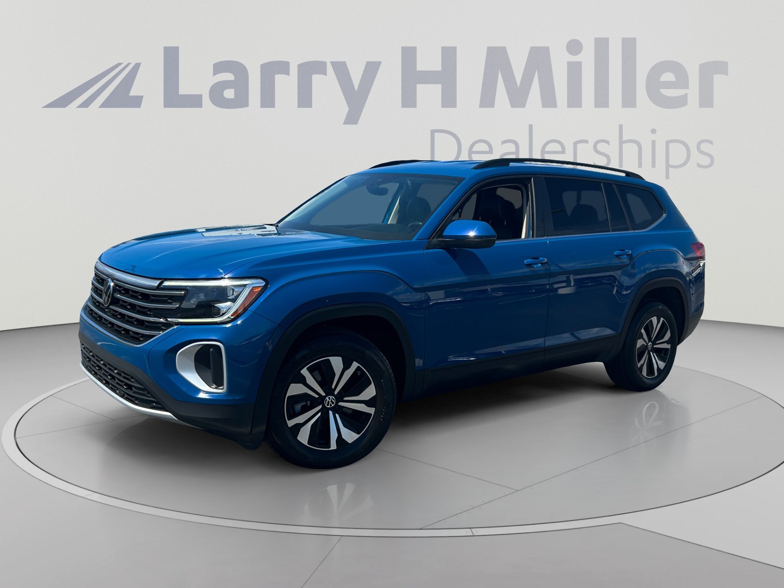 Used 2025 Volkswagen Atlas SE