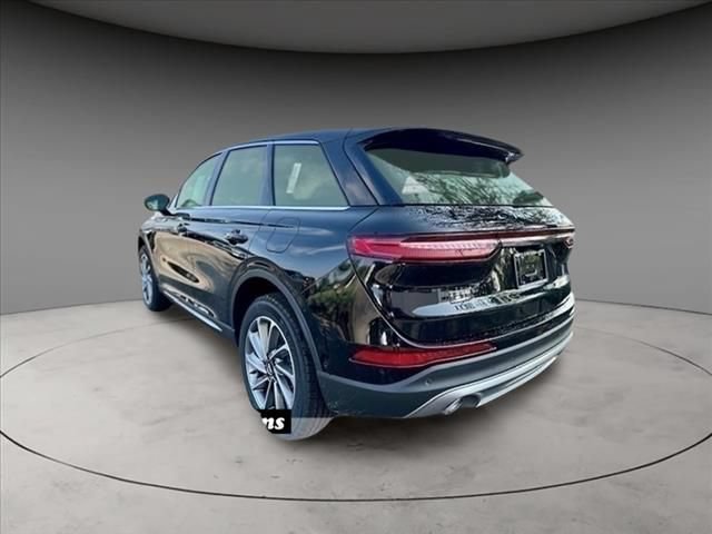 New 2024 Lincoln Corsair AWD w/ Equipment Group 102A image 8