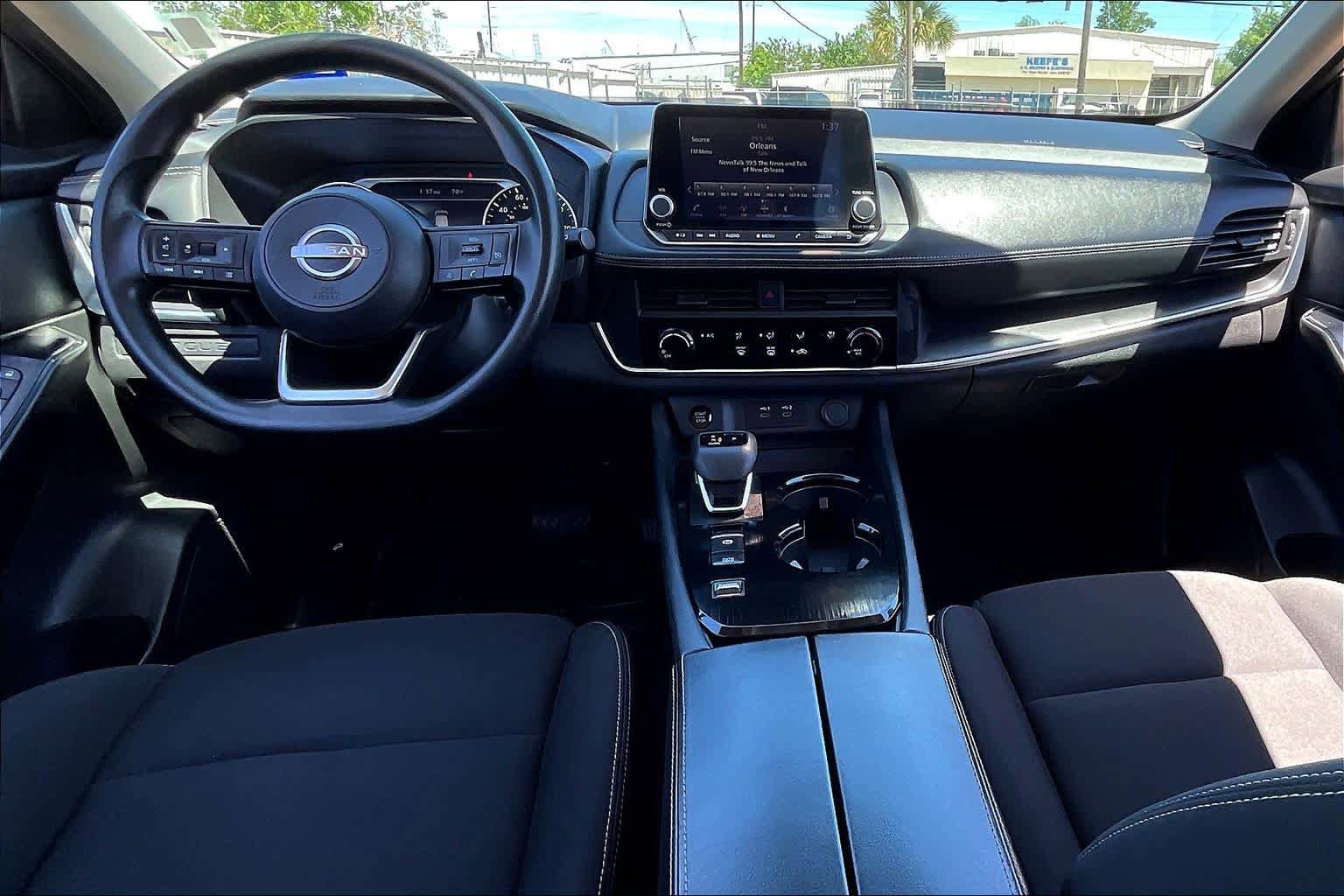 Used 2024 Nissan Rogue S FWD image 16