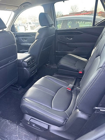 Used 2023 Honda Pilot EX-L image 16