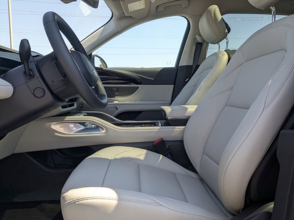 New 2026 Lincoln Nautilus Premier w/ Equipment Group 102A AWD/4WD image 13
