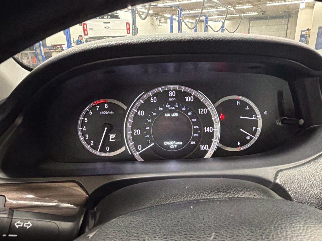 Used 2017 Honda Accord Touring image 19