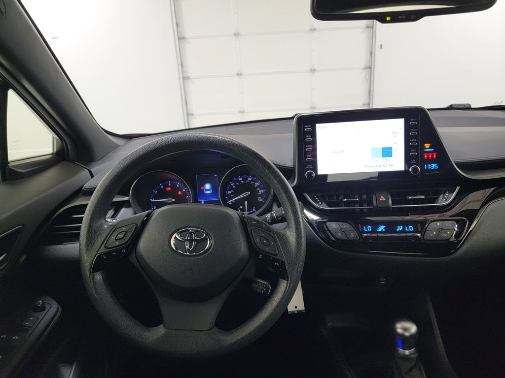 Used 2019 Toyota C-HR LE FWD image 12