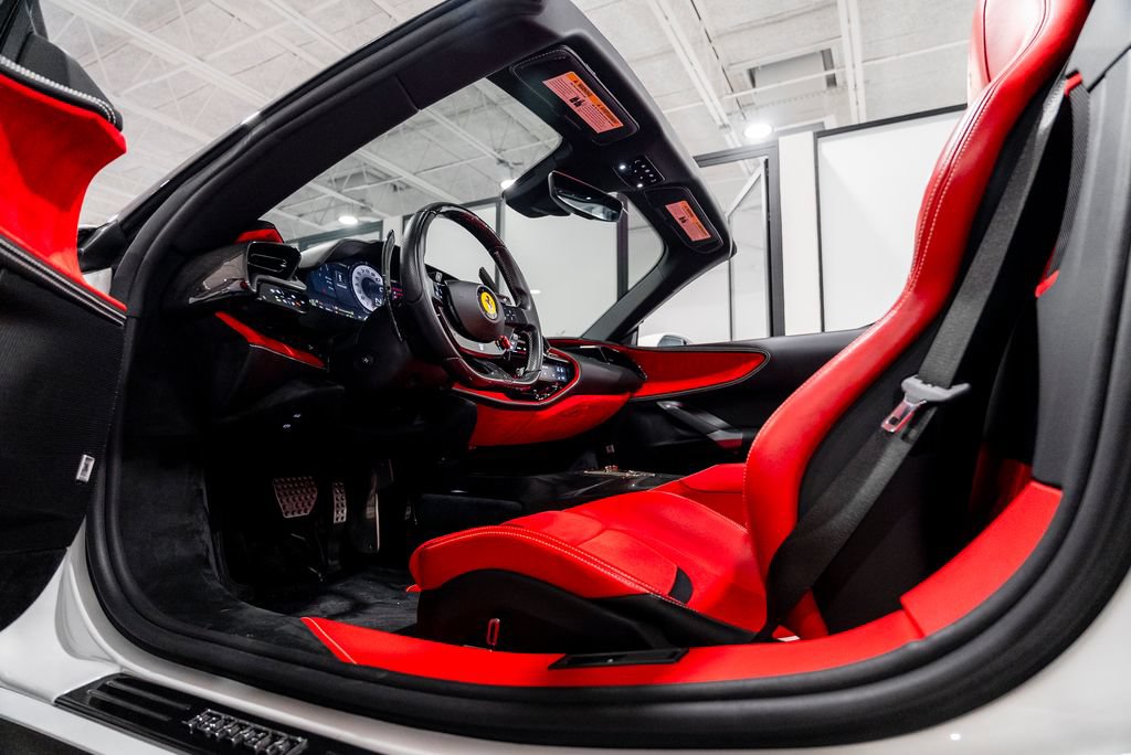 Used 2022 Ferrari SF90 Spider AWD/4WD image 35