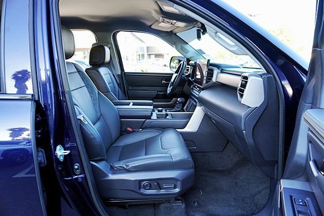 Used 2024 Toyota Tundra Limited w/ TRD Off-Road Package AWD/4WD image 12