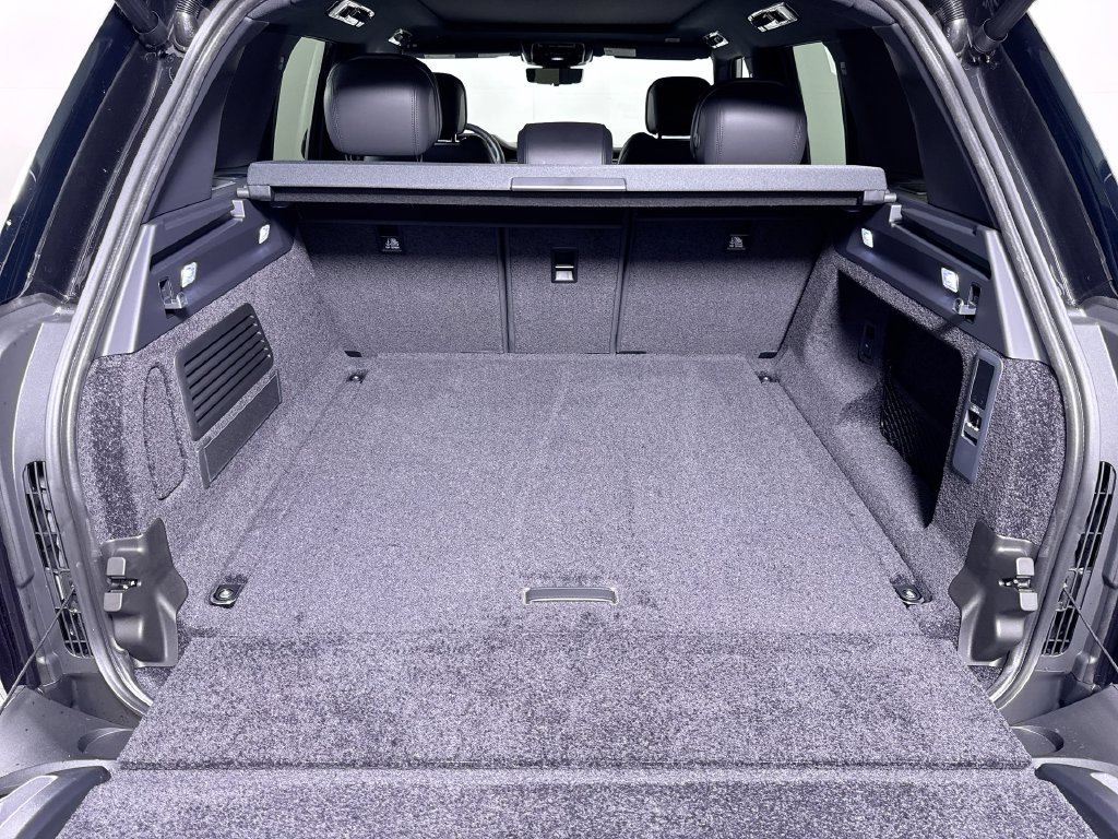 New 2026 Land Rover Range Rover SE AWD/4WD image 22