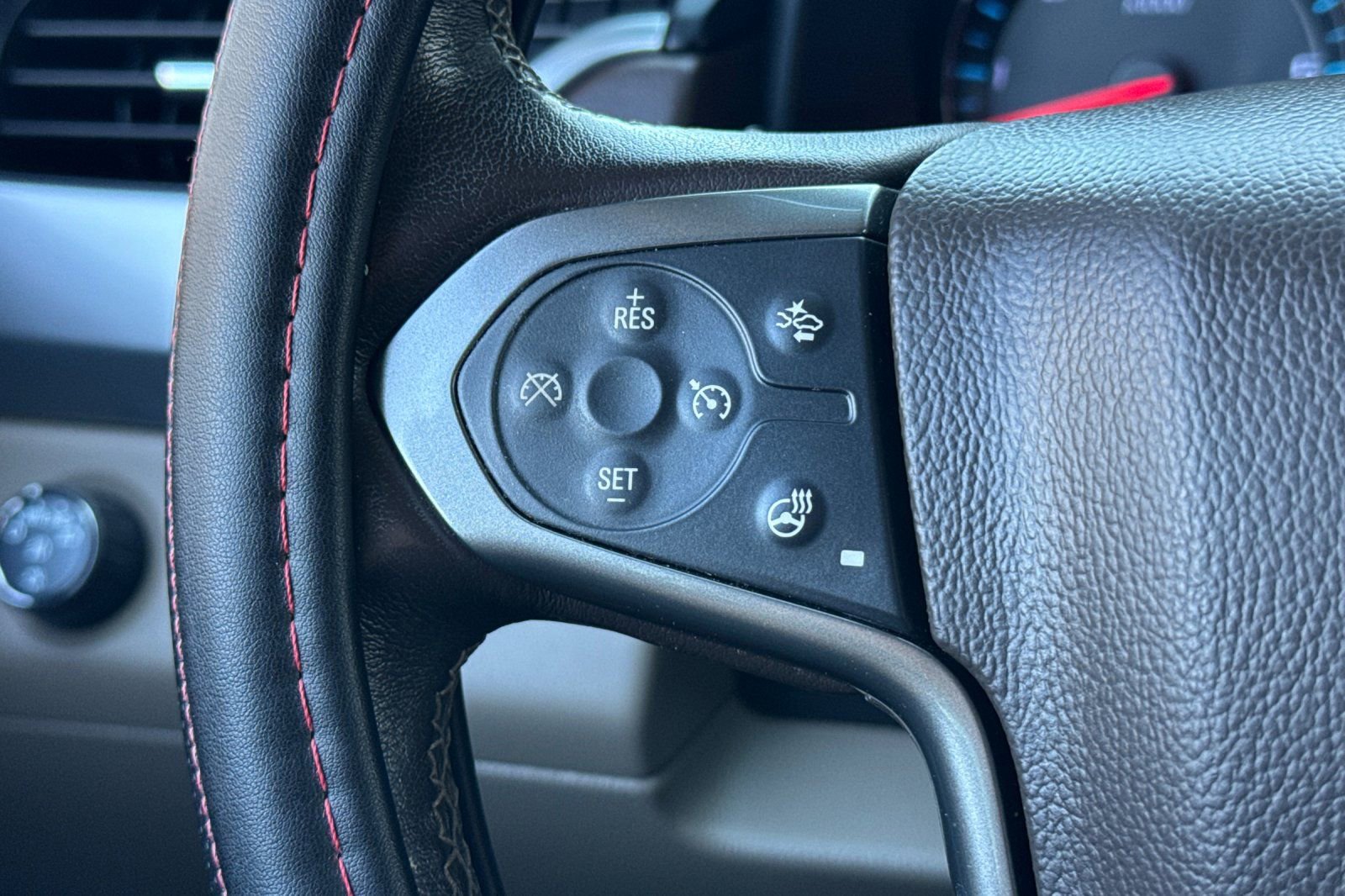 Used 2020 Chevrolet Tahoe Premier image 34