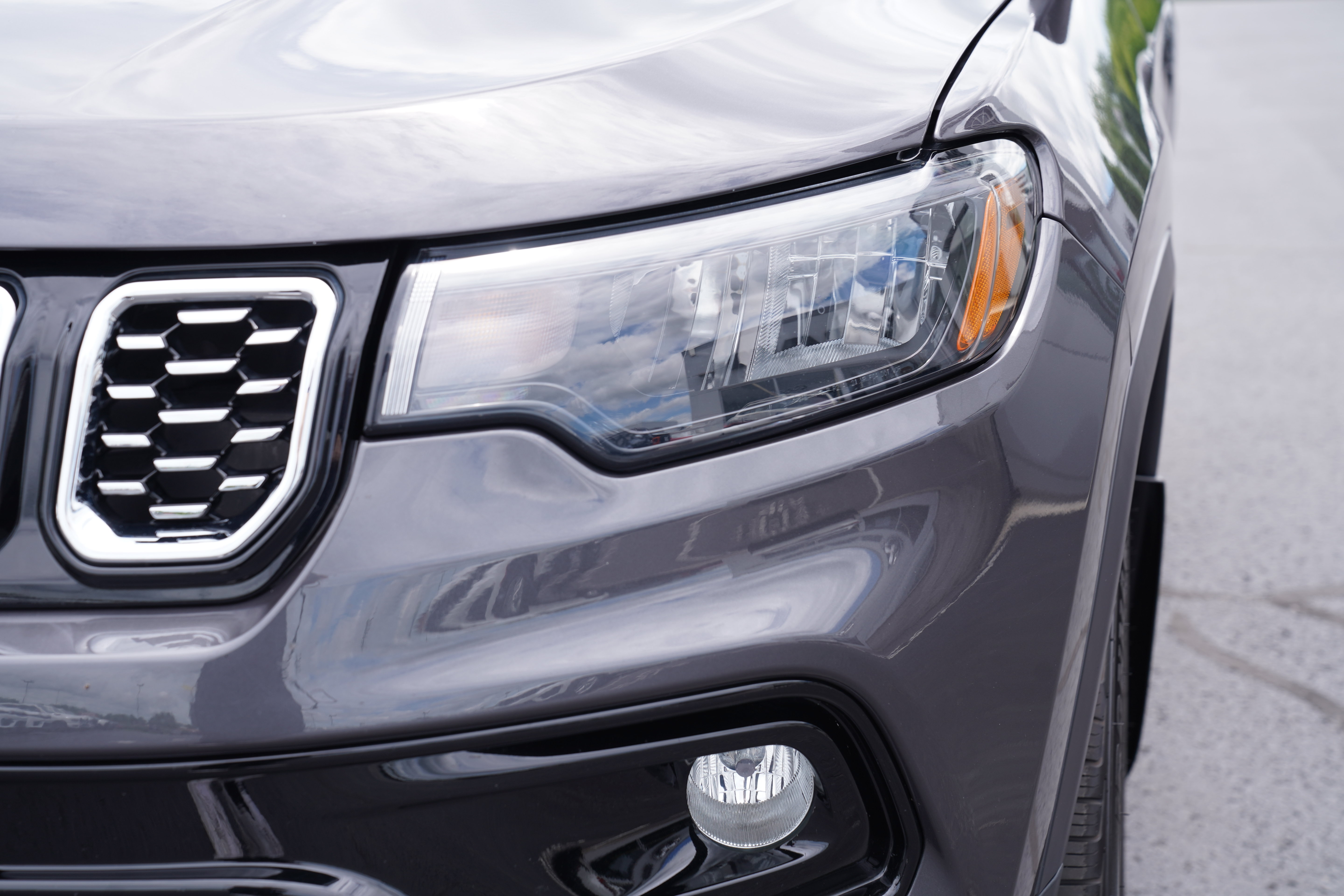 Used 2024 Jeep Compass Limited AWD/4WD image 13