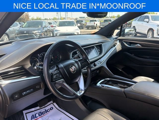 Used 2023 Buick Enclave Avenir AWD/4WD image 14