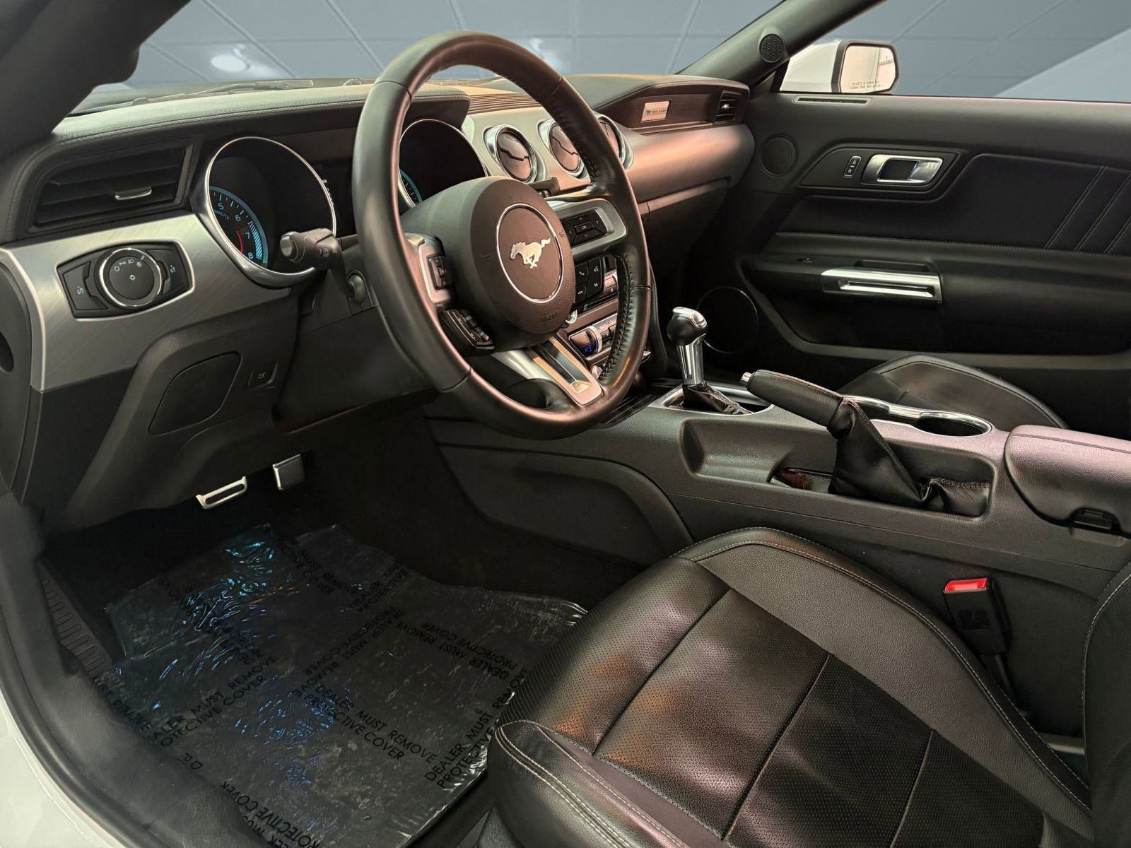 Used 2023 Ford Mustang Premium image 4