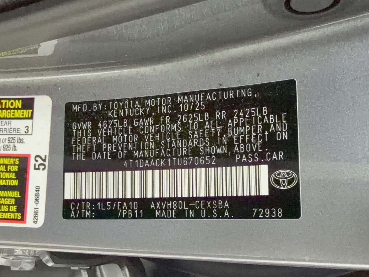 Used 2026 Toyota Camry SE FWD image 32