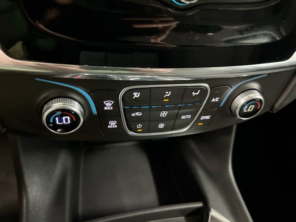 Used 2018 Chevrolet Traverse LS image 16