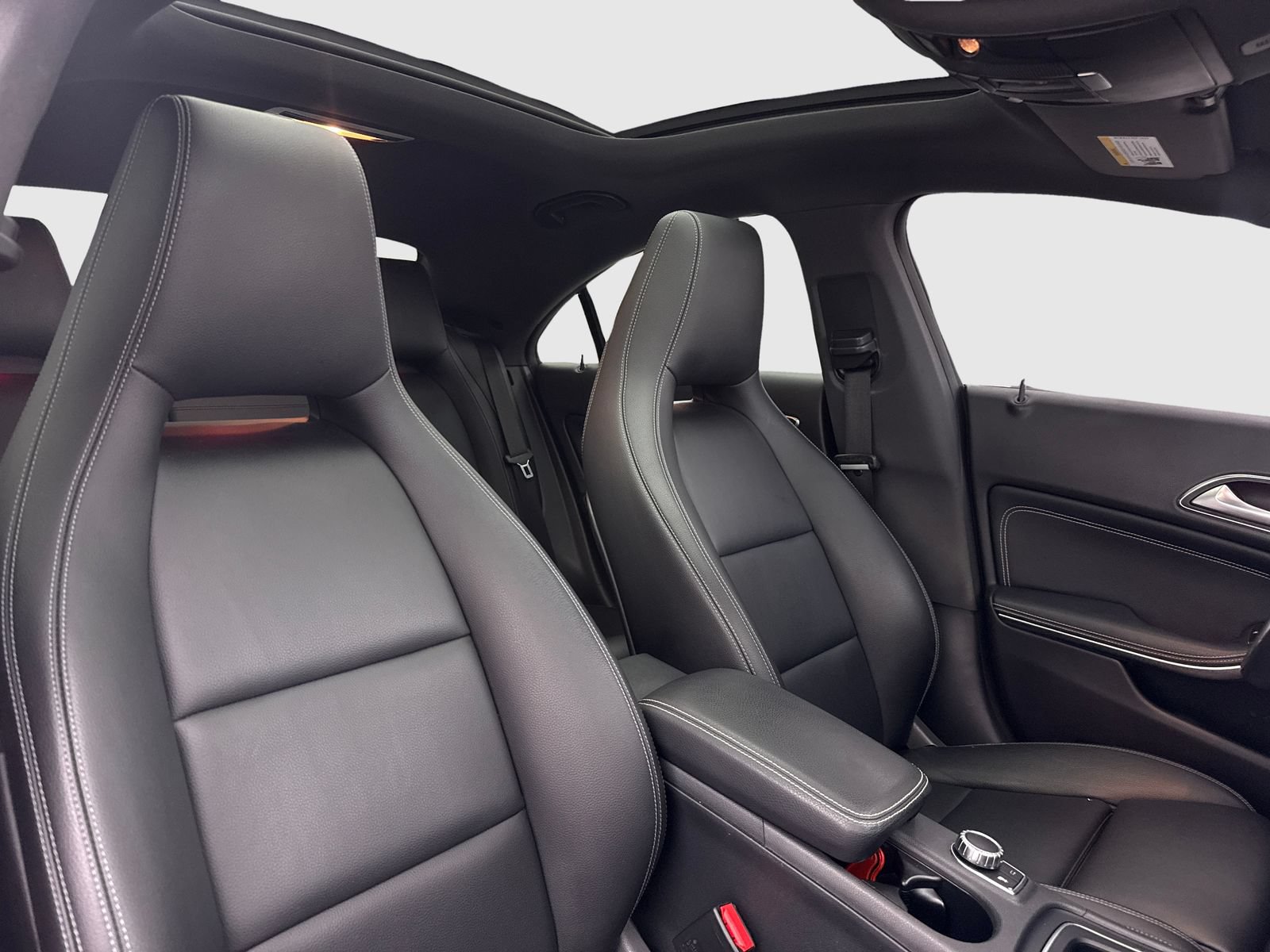 Used 2019 Mercedes-Benz CLA 250 image 39