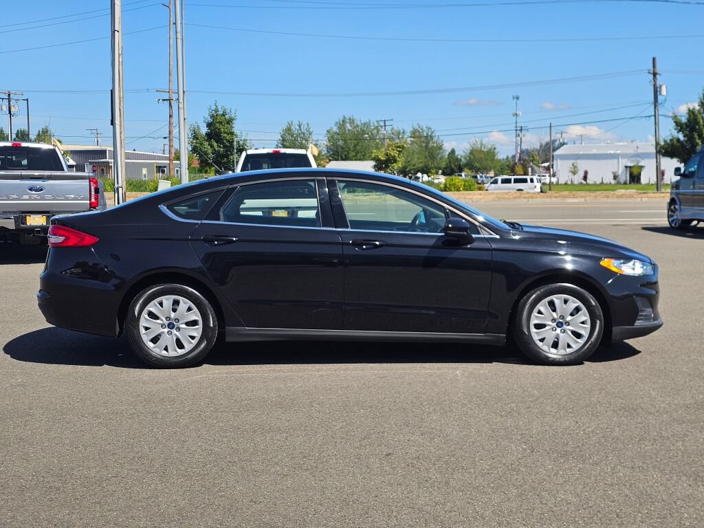 Used 2019 Ford Fusion S FWD image 6