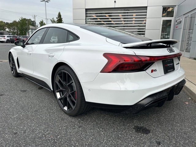 New 2025 Audi RS e-tron GT performance image 4