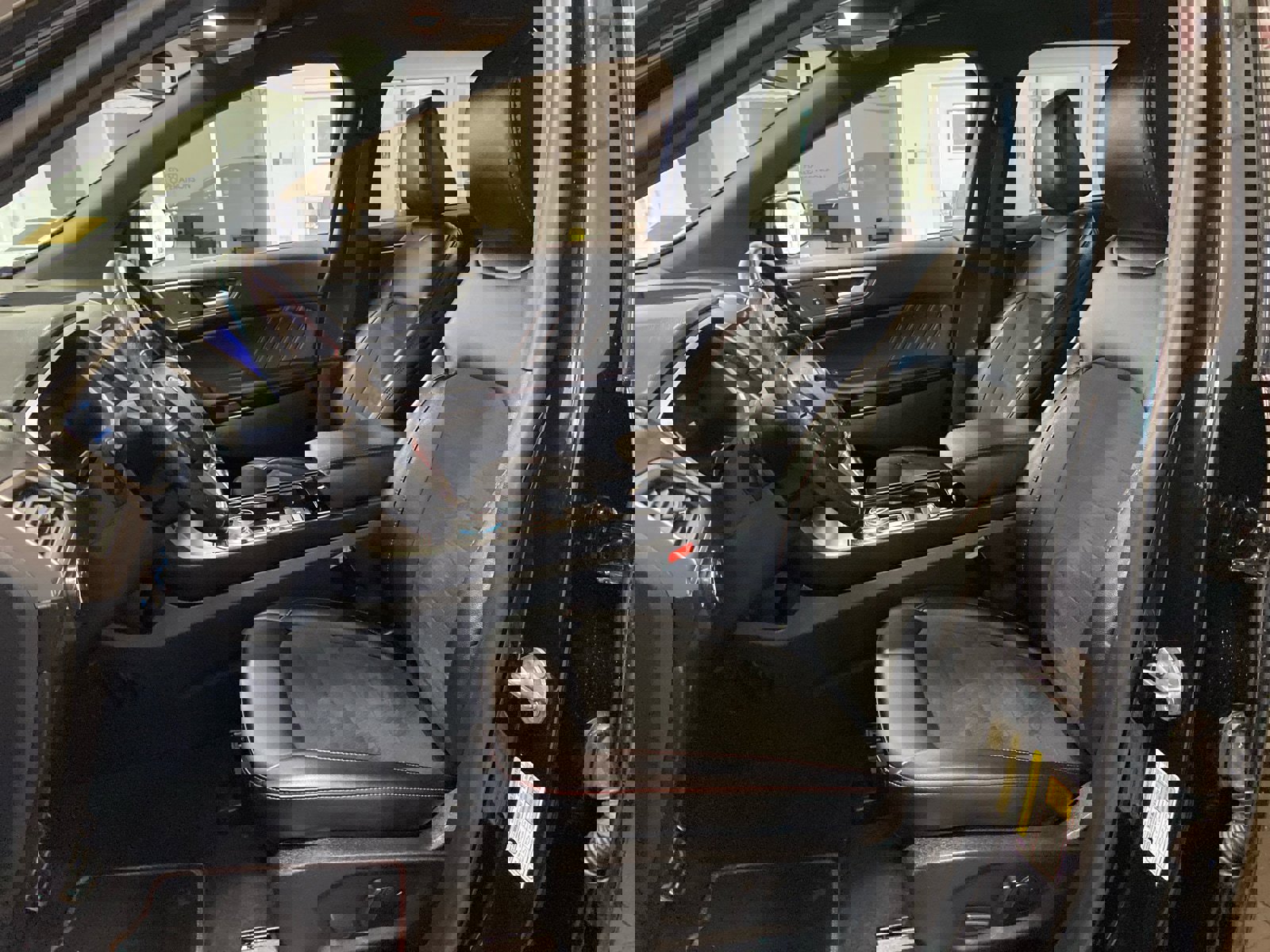 Certified 2020 Ford Edge ST-Line image 15