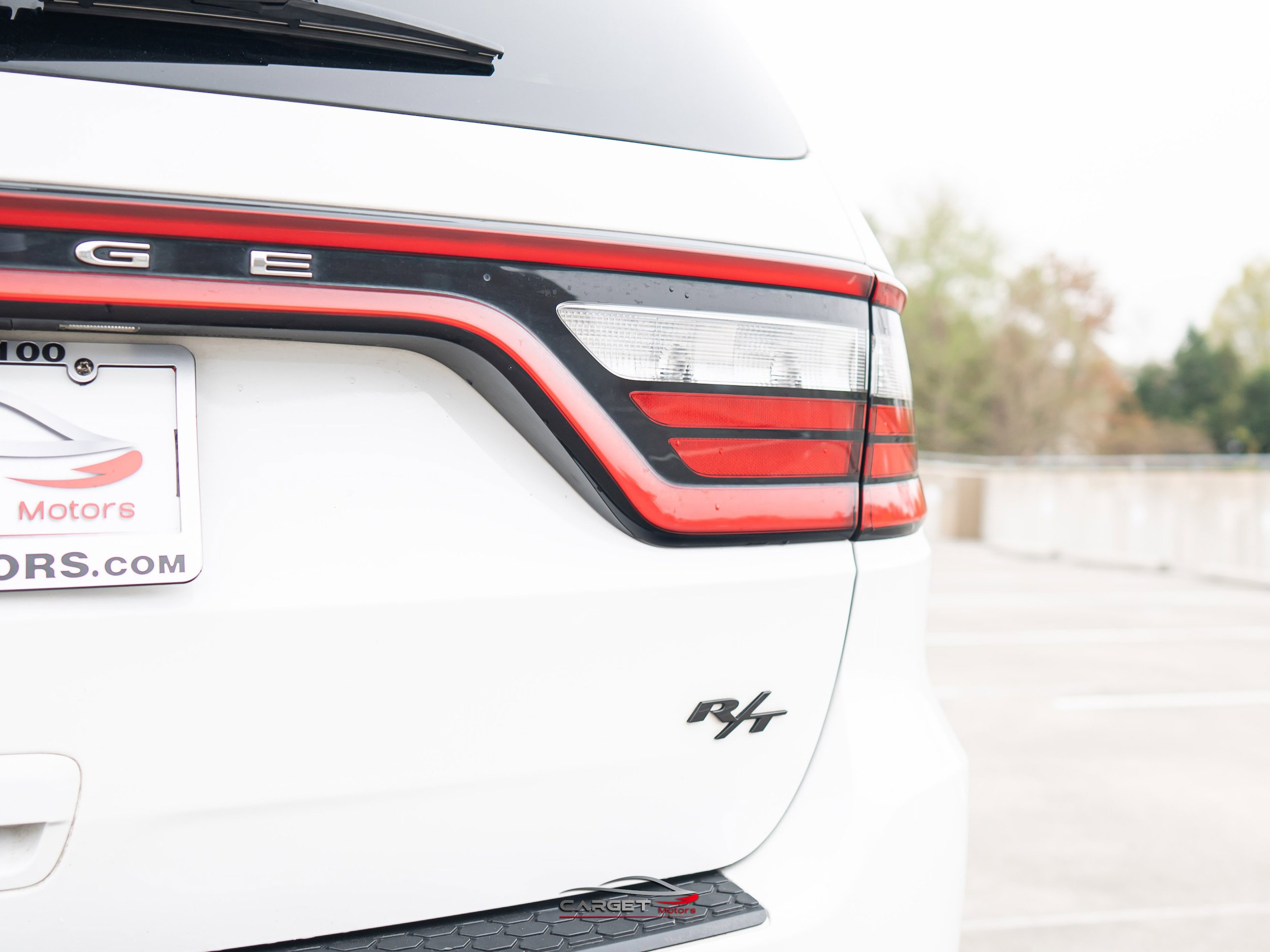 Used 2017 Dodge Durango R/T w/ Technology Group AWD/4WD image 46