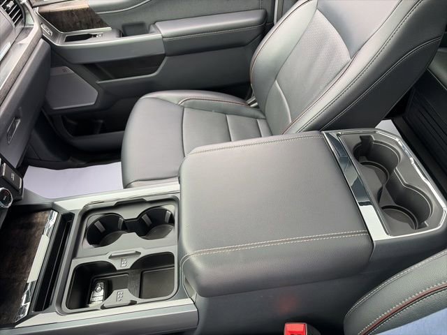 Used 2024 Ford F250 Lariat image 19