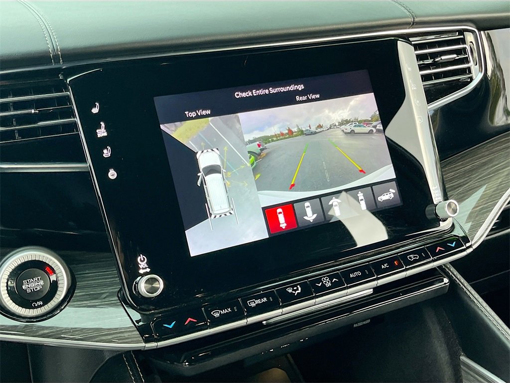 Used 2022 Jeep Wagoneer Series III w/ Premium Group I image 14