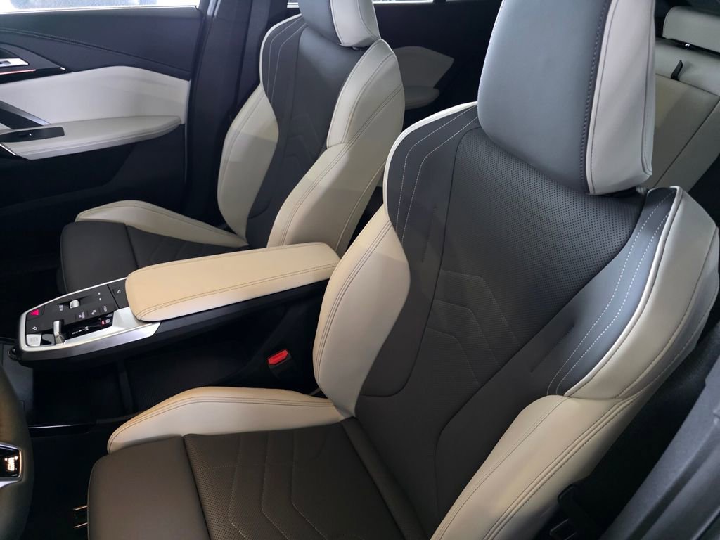 New 2026 BMW X2 xDrive28i w/ Technology Package image 9