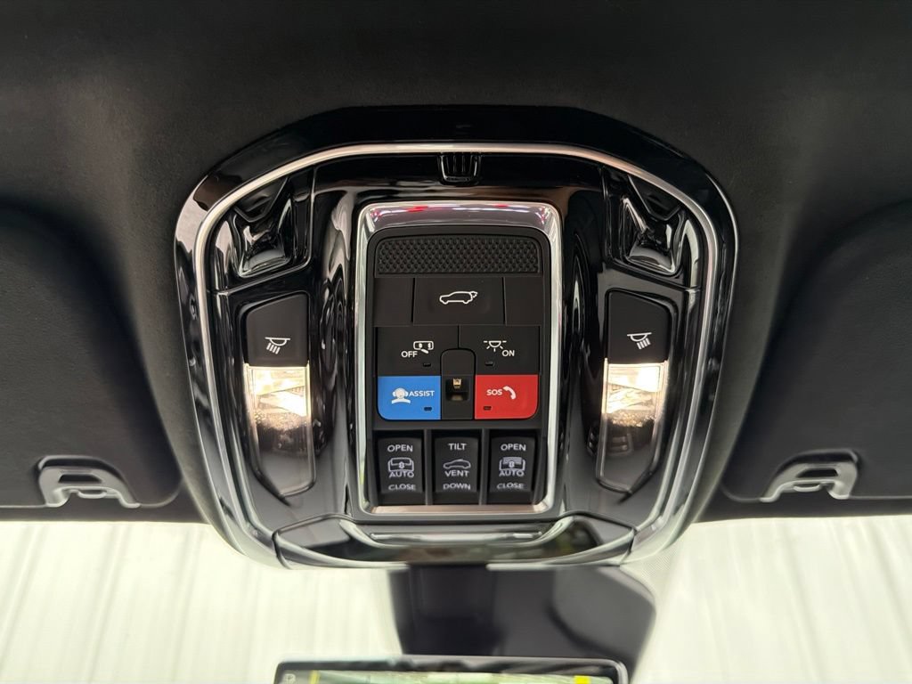 New 2026 Jeep Grand Wagoneer L Summit AWD/4WD image 27