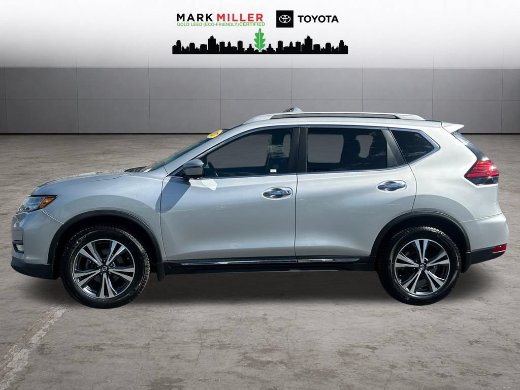 Used 2017 Nissan Rogue SL w/ SL Premium Package AWD/4WD image 2