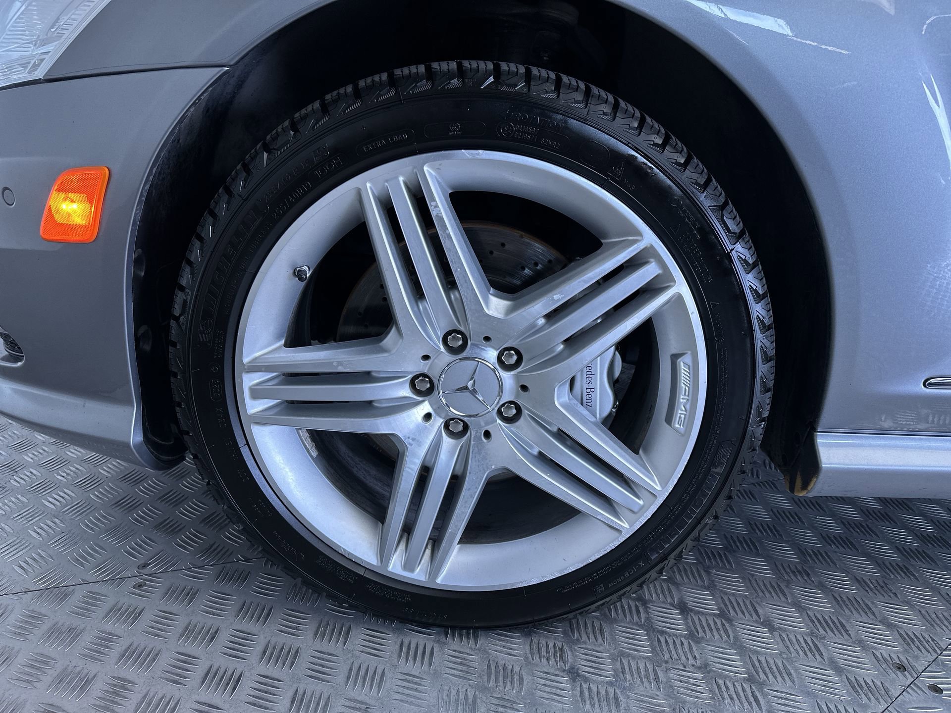 Used 2012 Mercedes-Benz S 550 4MATIC image 28