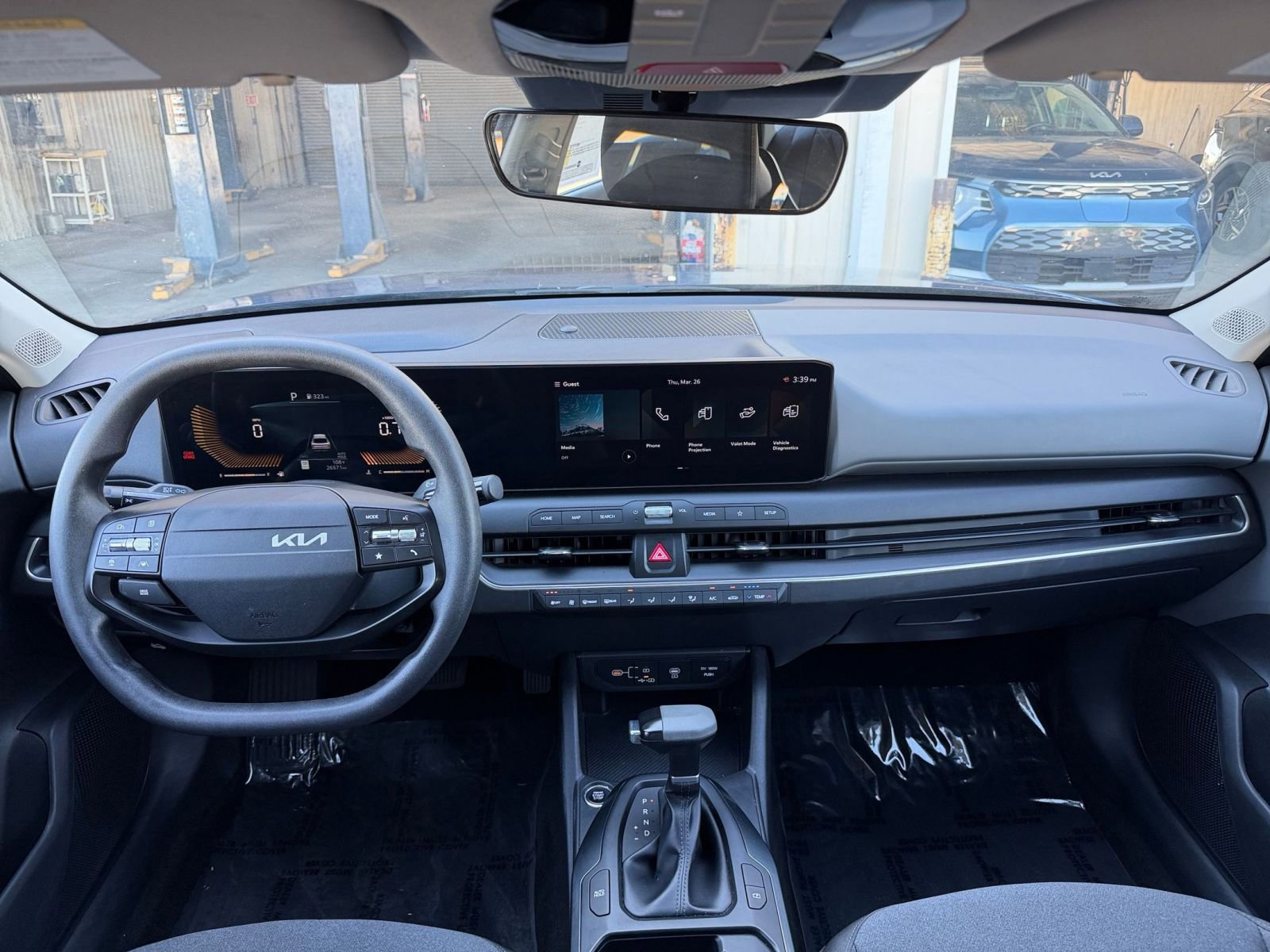 Used 2025 Kia K4 FWD image 32