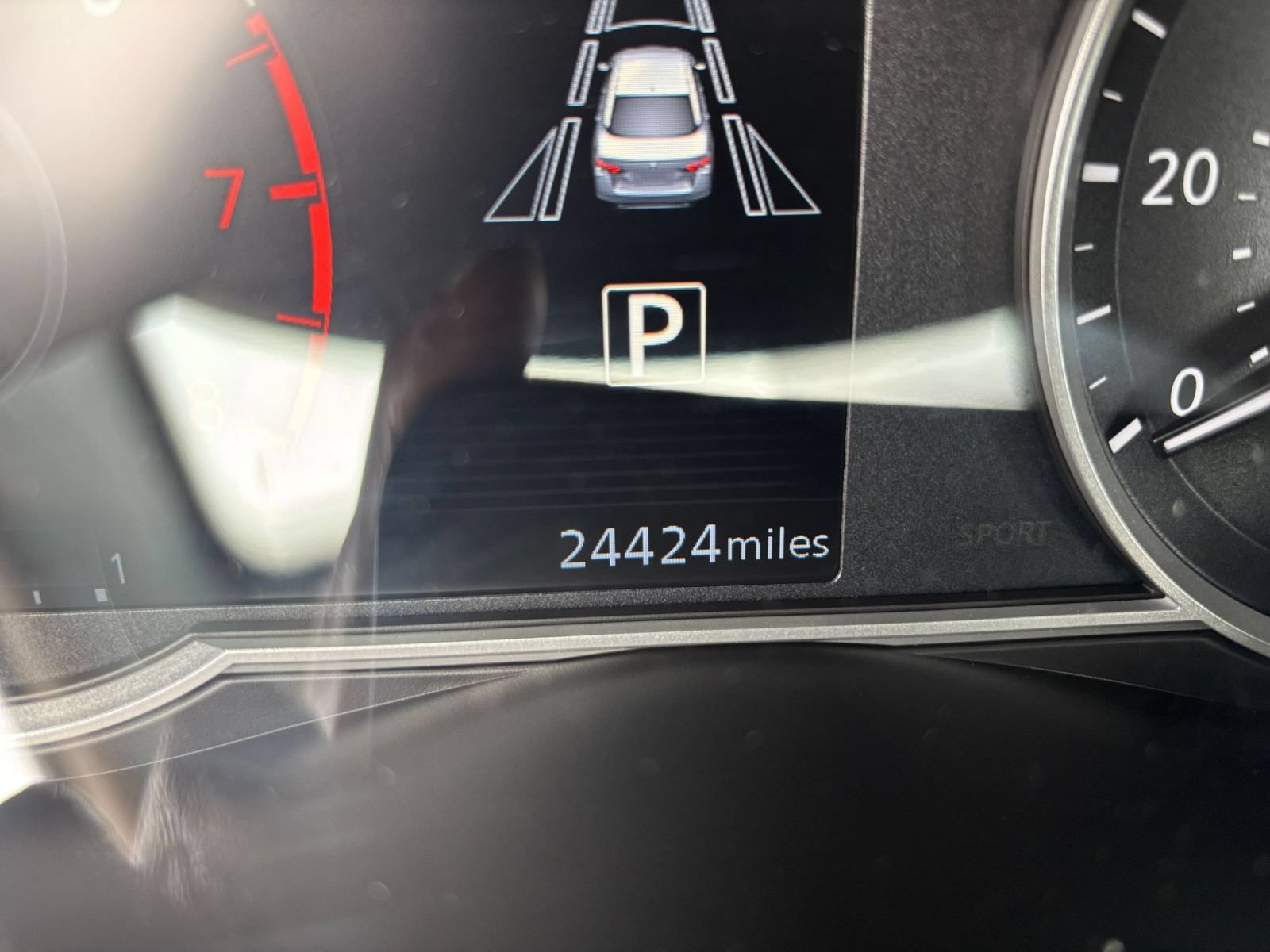 Used 2025 Nissan Versa SV FWD image 38