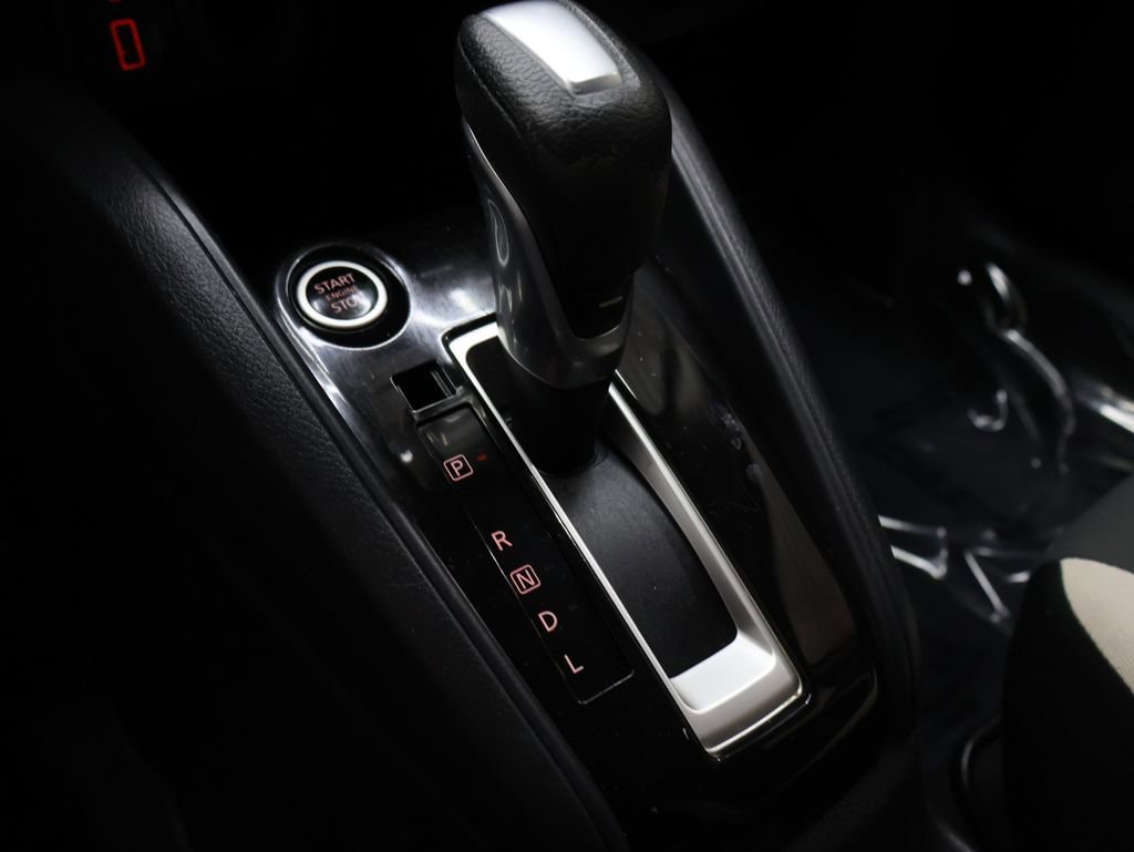 Used 2021 Nissan Versa SV image 23